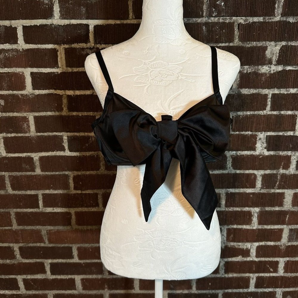 NWT Torrid Unlined Underwire Bra Black Satin Bow Size 0